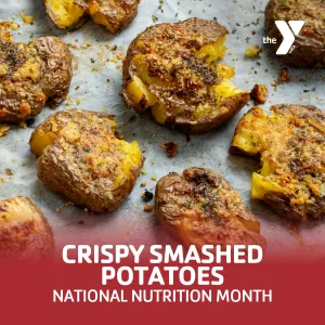 A graphic for a Crispy Smashed Potatoes recipe.